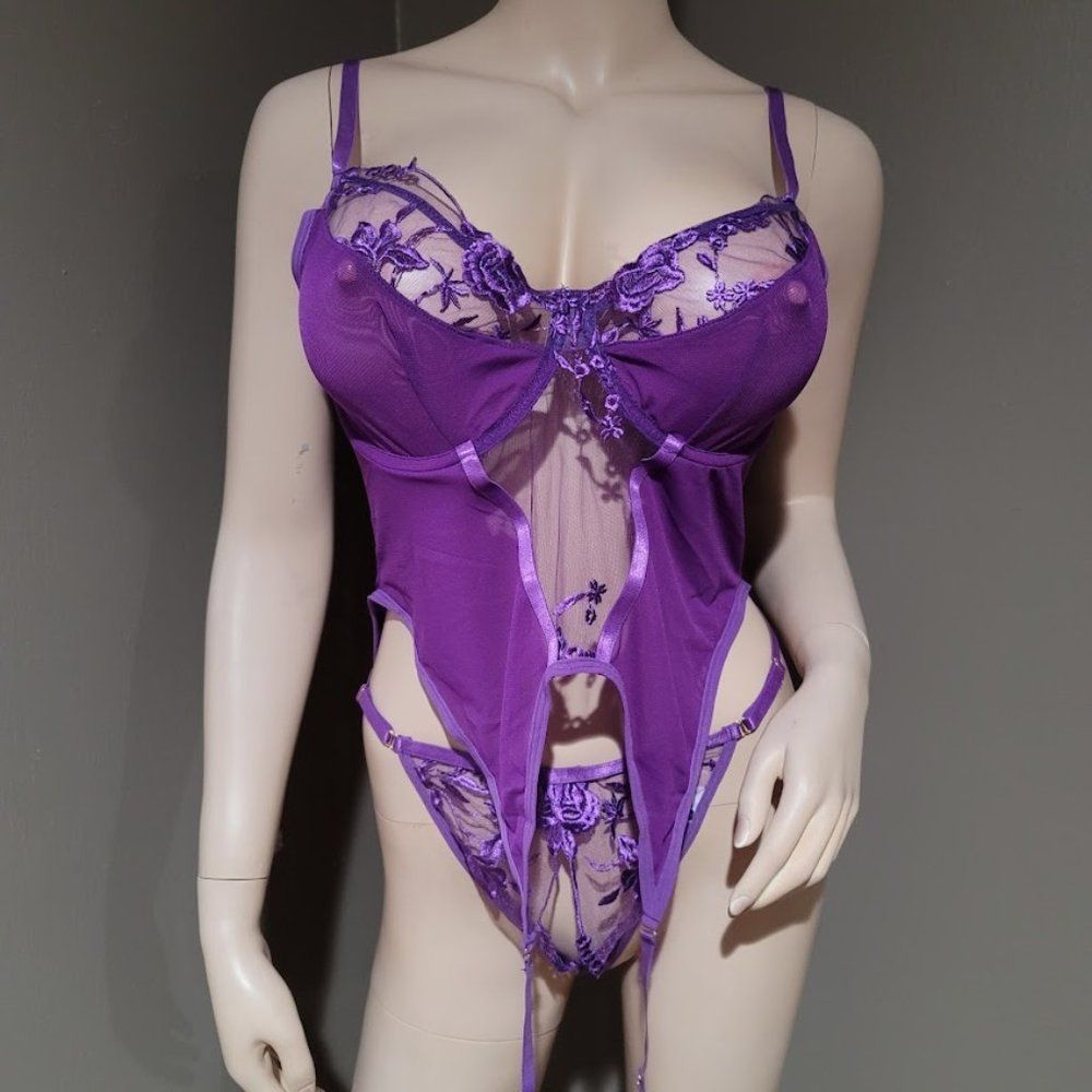 Floral Embroidered Mesh Garter Bustier Set Lingerie - Picture 2 of 13